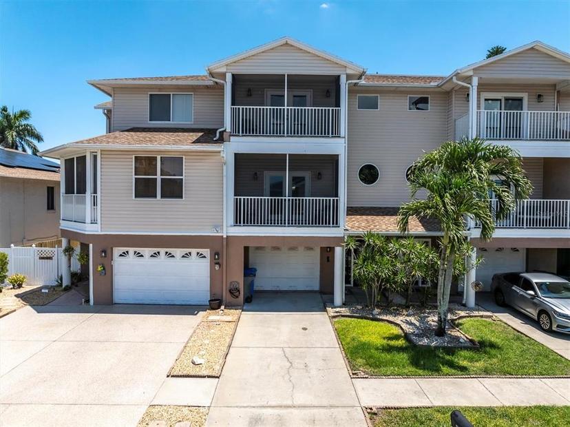Picture of 219 126Th Avenue, Treasure Island FL 33706