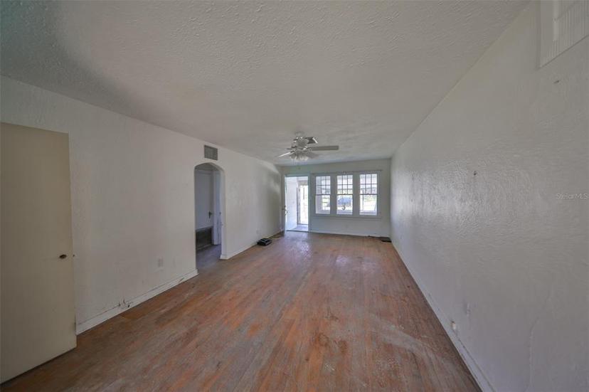 Picture of 15548 1St Street E, Redington Beach FL 33708