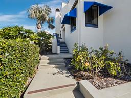 Picture of 2012 Harbourside Drive Unit 2104, Longboat Key, FL 34228