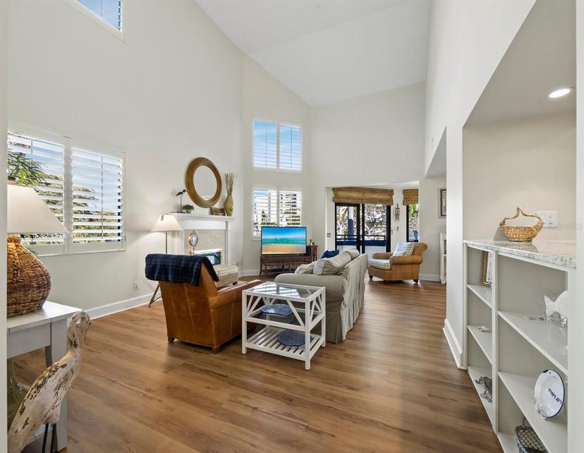 Picture of 2012 Harbourside Drive Unit 2104, Longboat Key FL 34228