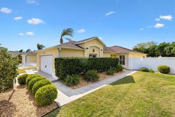 Picture of 1622 Valley Falls Way, The Villages, FL 32162