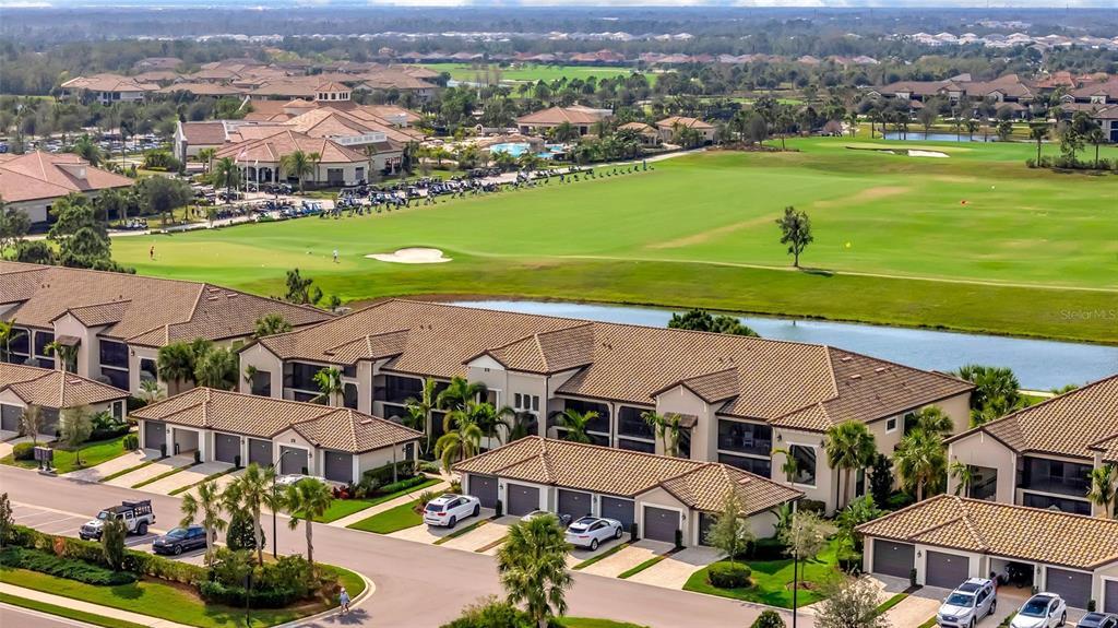 Picture of 5710 Palmer Circle Unit 105, Bradenton, FL 34211