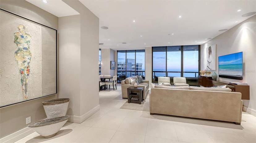 Picture of 1241 Gulf Of Mexico Drive Unit 1005, Longboat Key FL 34228