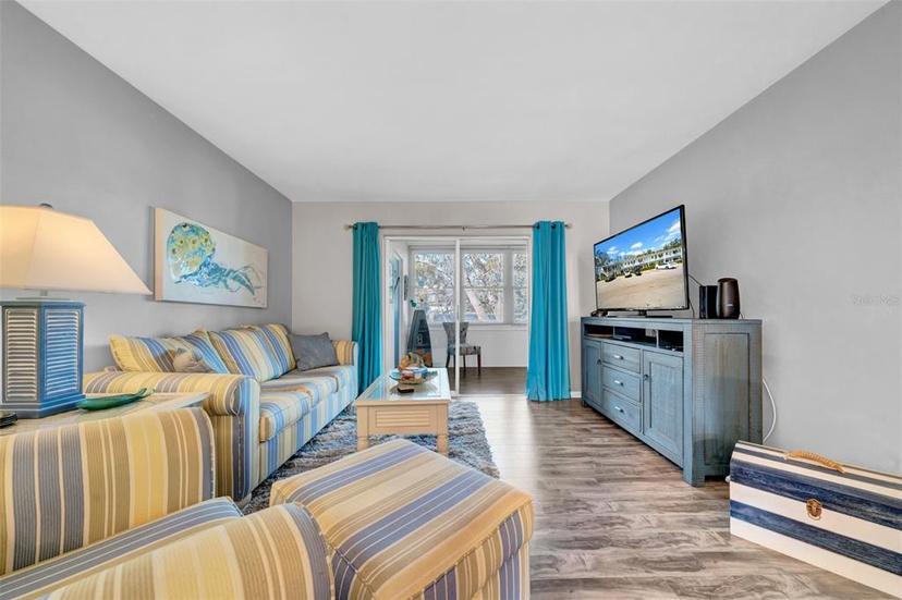 Picture of 300 Glennes Lane Unit 203, Dunedin FL 34698