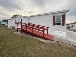 Picture of 222 N Saint George Circle, Apollo Beach, FL 33572