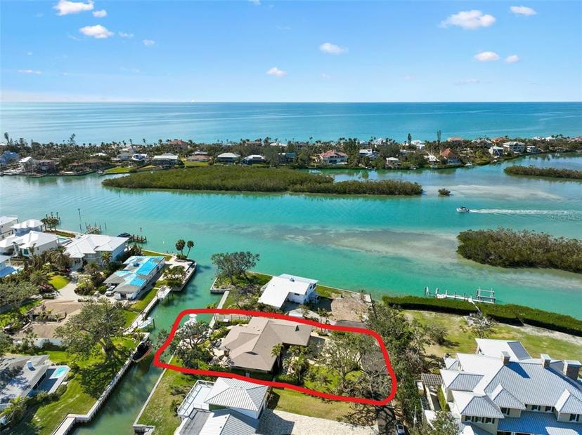 Picture of 641 Bayshore Road, Nokomis FL 34275