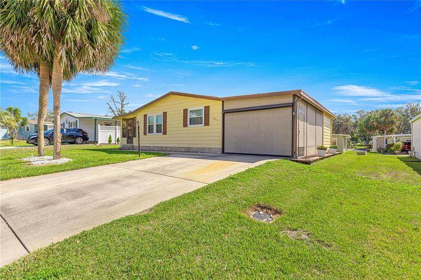 Picture of 1854 W Schwartz Boulevard, Lady Lake FL 32159