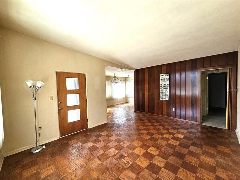Picture of 420 W Crystal Drive, Sanford FL 32773