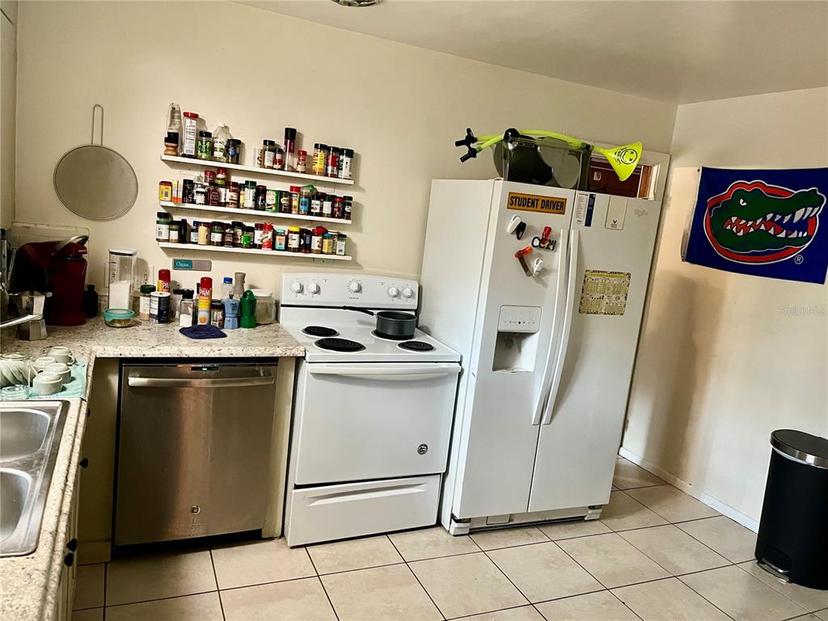 Picture of 3105 W University Avenue, Gainesville FL 32607