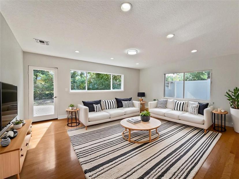 Picture of 662 Lake Drive, Altamonte Springs FL 32701