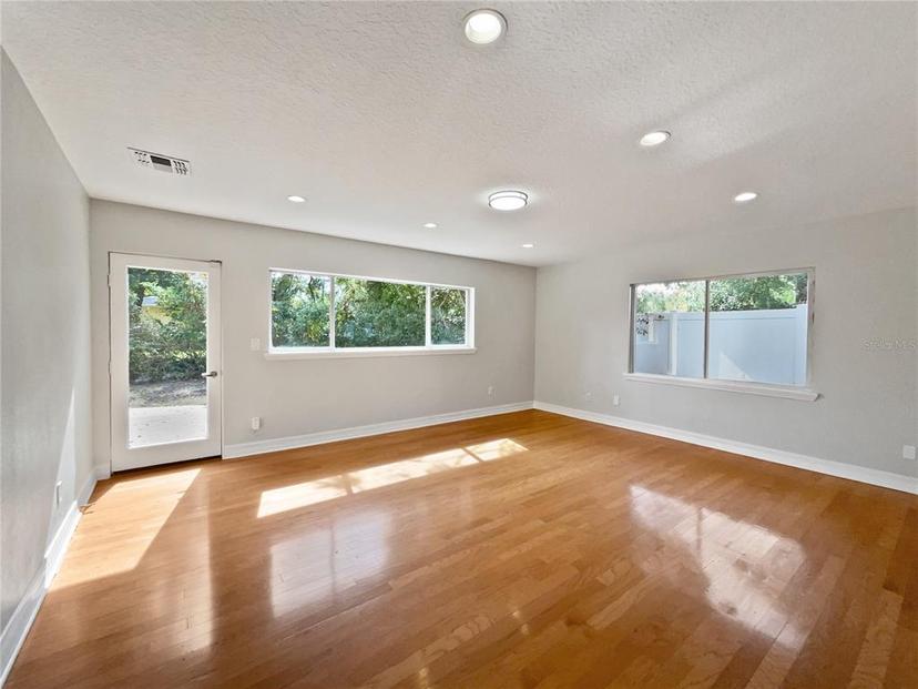 Picture of 662 Lake Drive, Altamonte Springs FL 32701