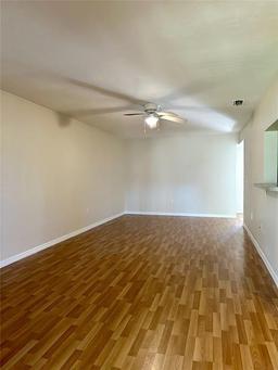 Picture of 501 SW 75Th Street Unit G1, Gainesville, FL 32607