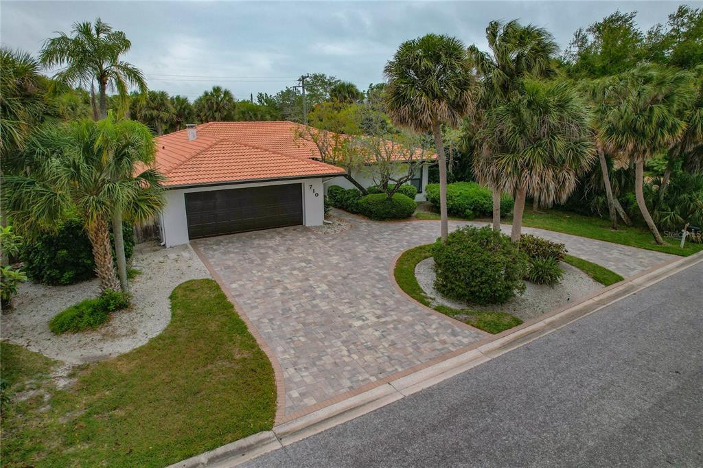 Picture of 710 Treasure Boat Way, Sarasota, FL 34242