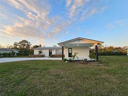 Picture of 460 Creek Lane Drive, Englewood, FL 34223