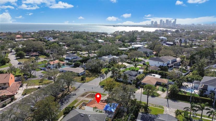 Picture of 601 Cordova Boulevard Ne, St Petersburg FL 33704