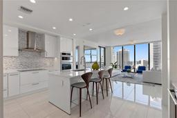 Picture of 301 1St Street S Unit 2104, St Petersburg, FL 33701