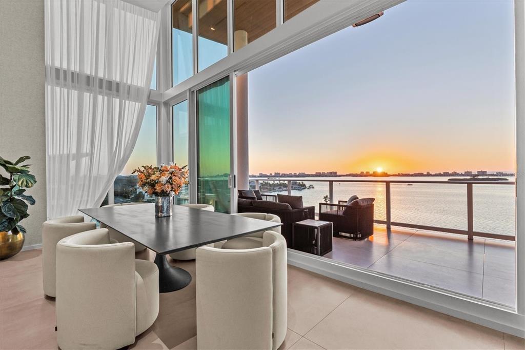 Picture of 1020 Sunset Point Road Unit 703, Clearwater, FL 33755
