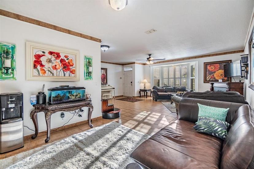 Picture of 2786 Countryside Boulevard Unit 2, Clearwater FL 33761