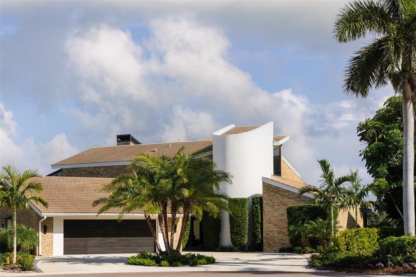 Picture of 4900 59Th Avenue S, St Petersburg FL 33715