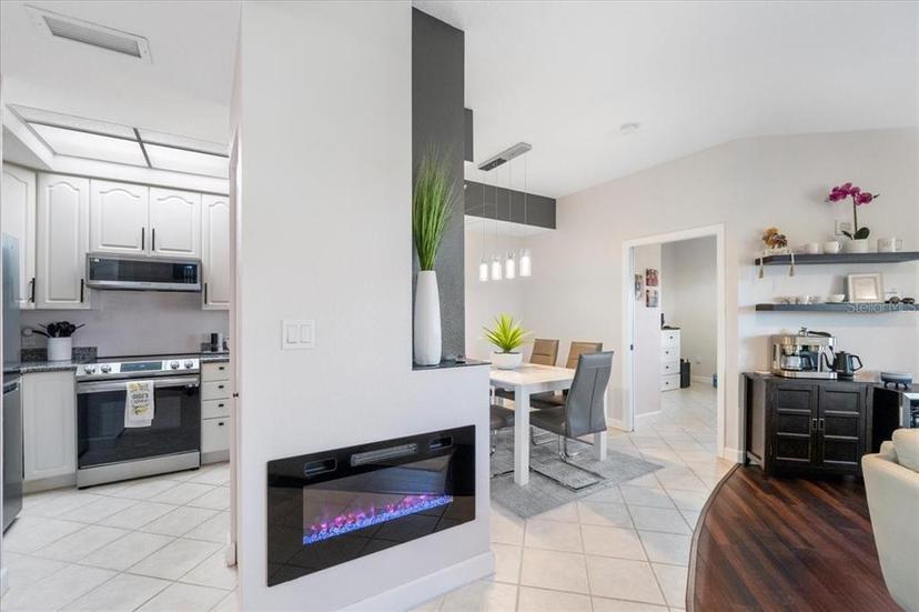 Picture of 3730 Cadbury Circle Unit 414, Venice FL 34293