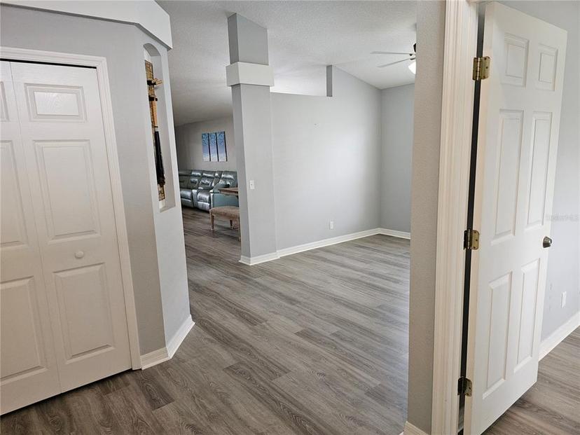 Picture of 5207 58Th Terrace E, Bradenton FL 34203