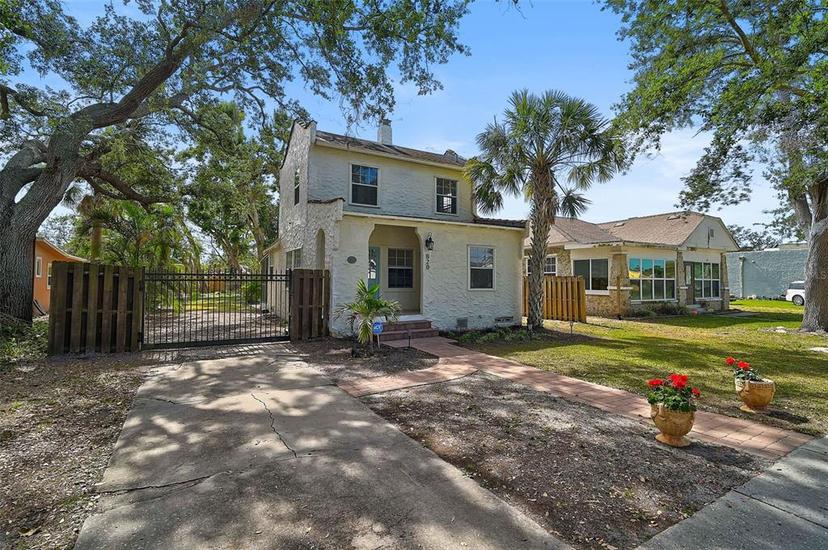Picture of 820 Groveland Avenue, Venice FL 34285