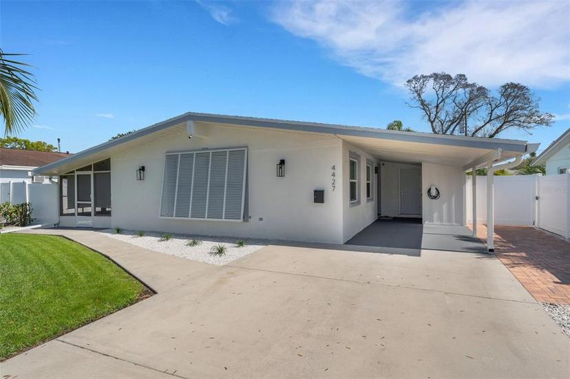 Picture of 4427 Helena Street Ne, St Petersburg FL 33703
