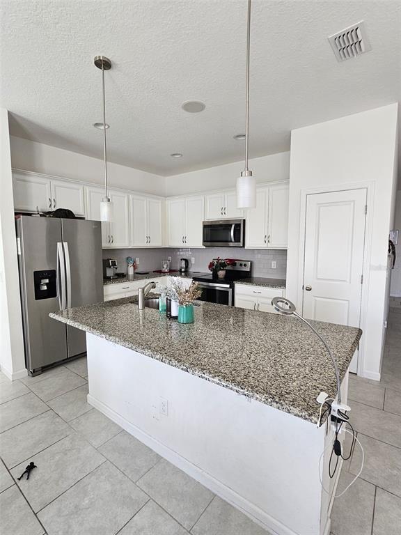 Picture of 1046 Wanderer Drive, Deltona FL 32738