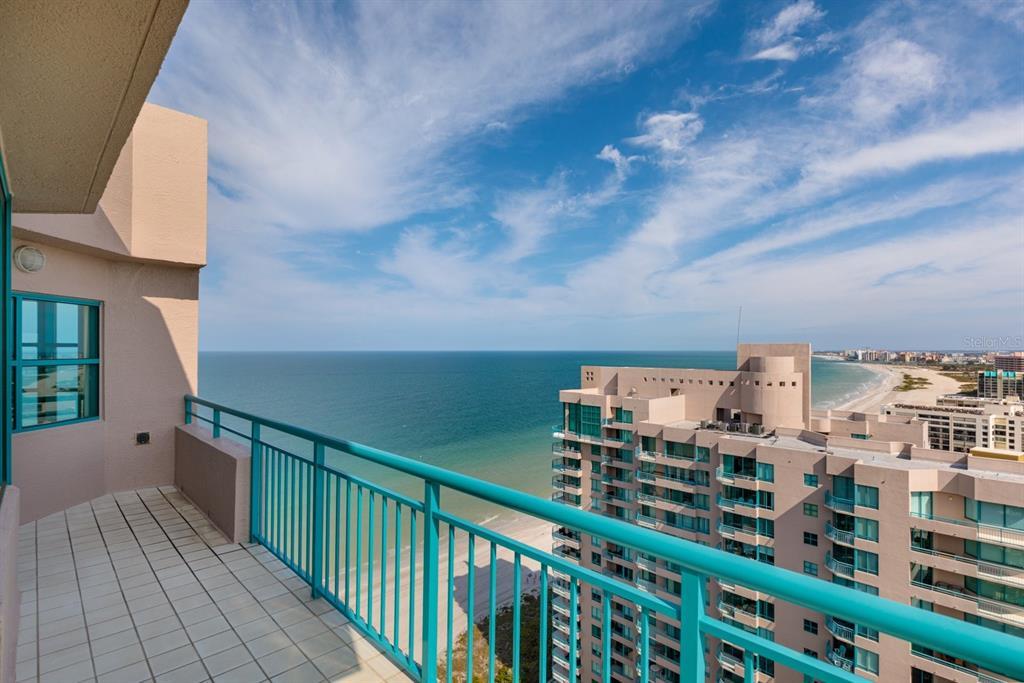 Picture of 1540 Gulf Boulevard Unit Ph7, Clearwater Beach, FL 33767