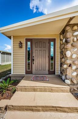 Picture of 185 New England Avenue Unit 33, Palm Harbor, FL 34684