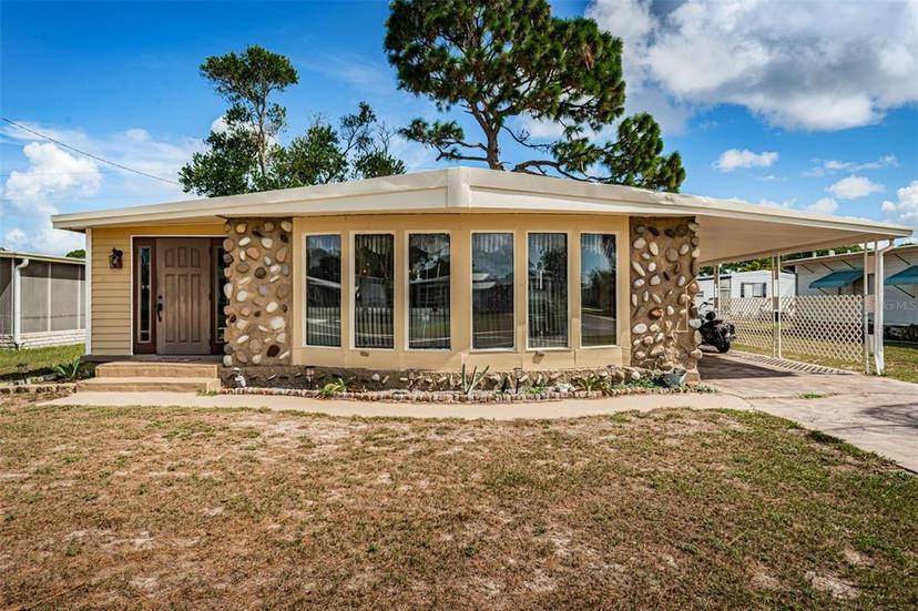 Picture of 185 New England Avenue Unit 33, Palm Harbor FL 34684