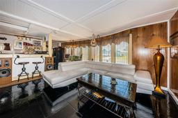Picture of 185 New England Avenue Unit 33, Palm Harbor, FL 34684