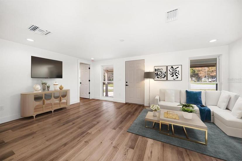 Picture of 1125 Fairwood Avenue, Clearwater FL 33759