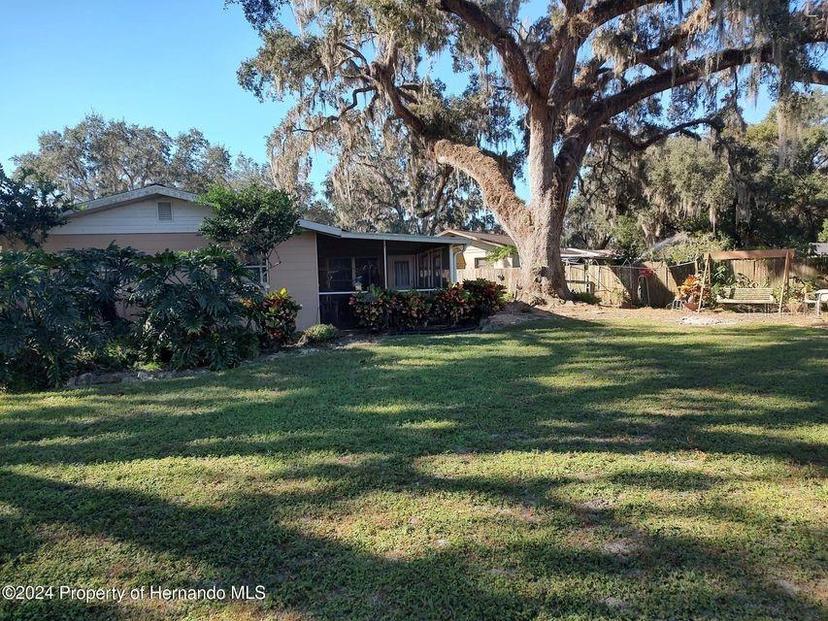 Picture of 9411 E Tsala Apopka Drive, Floral City FL 34436