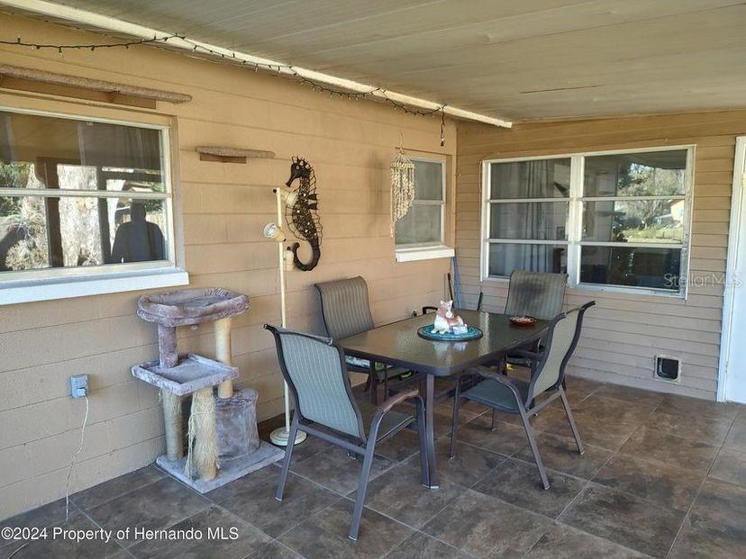 Picture of 9411 E Tsala Apopka Drive, Floral City FL 34436