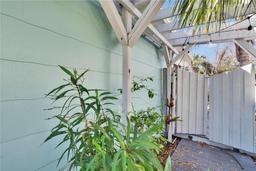 Picture of 2661 45Th Street S, Gulfport, FL 33711