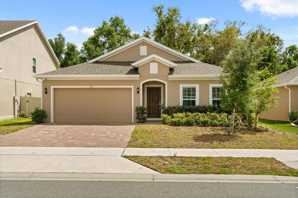 Picture of 515 Darshire Avenue, Eustis, FL 32736