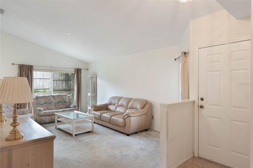 Picture of 350 Lakebreeze Circle, Lake Mary FL 32746