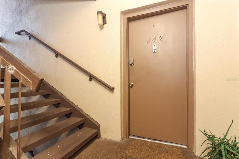 Picture of 626 Orange Drive Unit 242, Altamonte Springs FL 32701