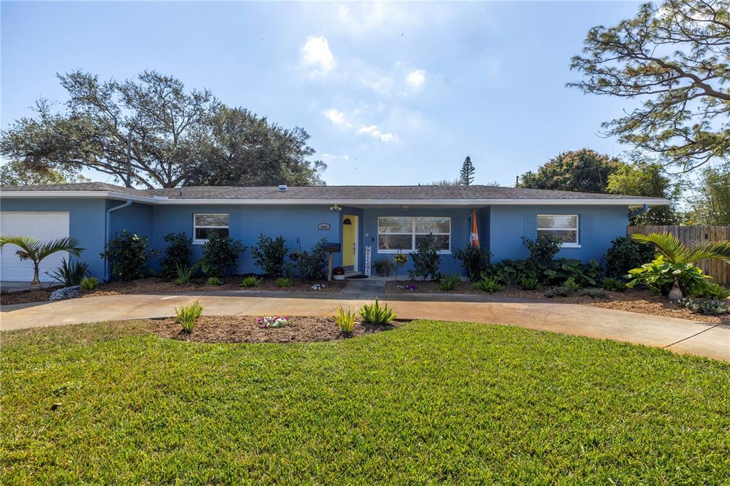 Picture of 686 Southwest Boulevard N, St Petersburg, FL 33702
