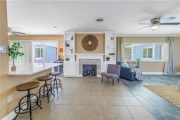 Picture of 686 Southwest Boulevard N, St Petersburg, FL 33702