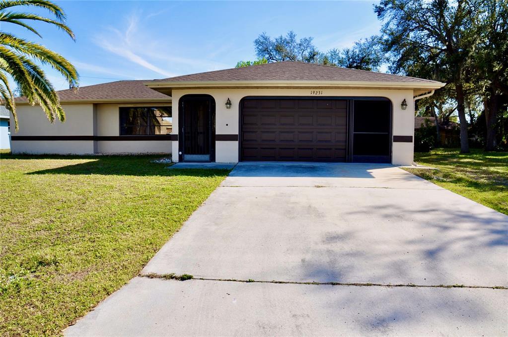 Picture of 19231 Baoy Ave, Port Charlotte, FL 33948