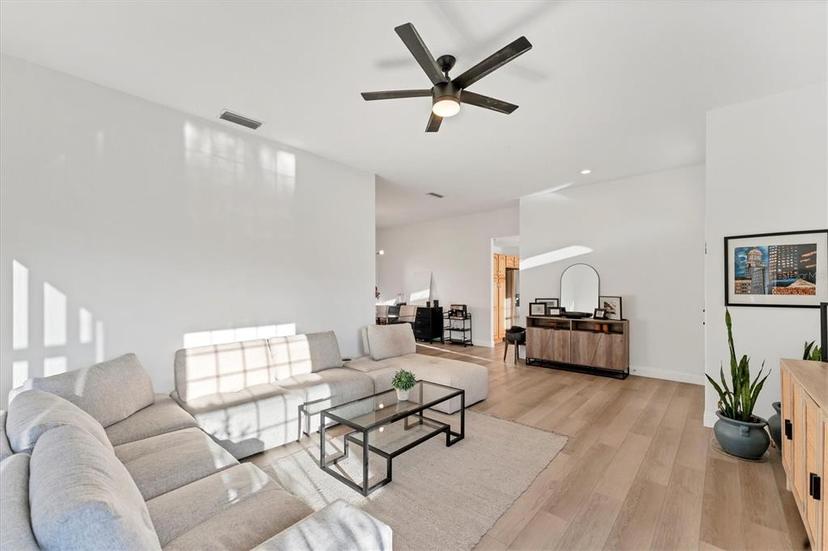 Picture of 4414 Turnberry Court, Bradenton FL 34210