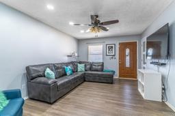 Picture of 3015 Willie Mays Pkwy, Orlando, FL 32811