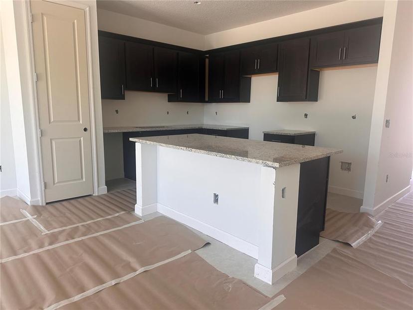 Picture of 7290 Deer Valley Circle, Tampa FL 33635
