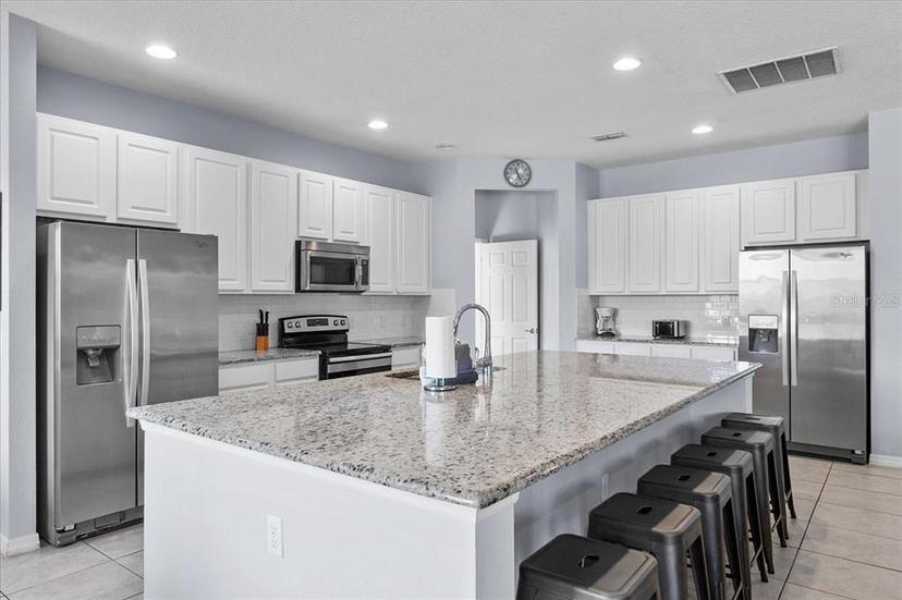 Picture of 6160 Broad Oak Drive, Davenport FL 33837