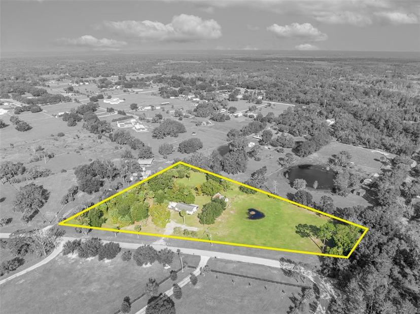 Picture of 1350 N Hart Road, Geneva FL 32732