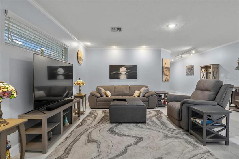 Picture of 734 Canberra Road, Winter Haven FL 33884