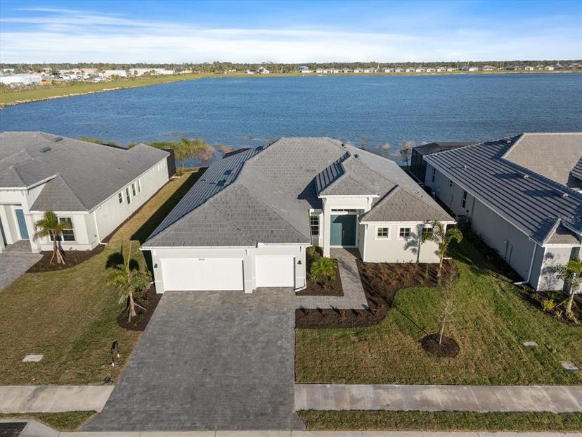 Picture of 8604 Shore Lake Drive, Englewood FL 34224