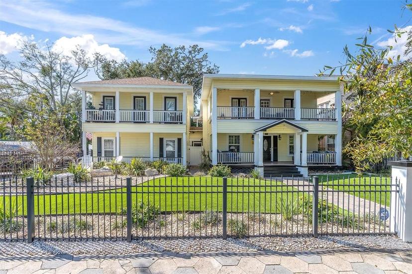 Picture of 732 Oak Street Ne, St Petersburg FL 33701